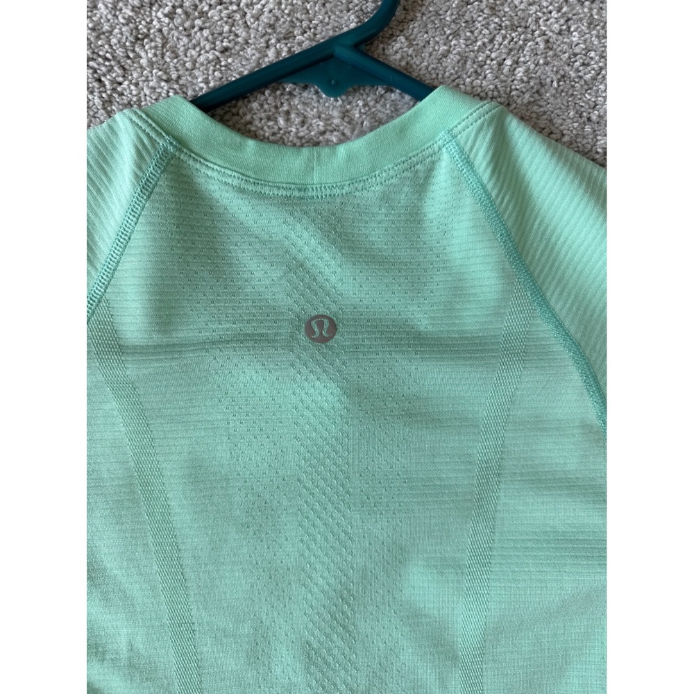 Lululemon Swiftly Tech Short Sleeve 2.0 Mint Green Athletic Shirt Womens 2 - Picture 5 of 5